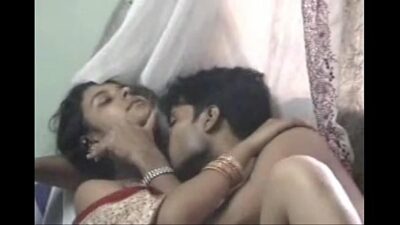 Indian honeymoon couple anal fuck